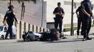 COLISÃO NA ESTRADA GALVÃO BUENO DEIXA MOTOCICLISTA FERIDO EM SAO BERNARDO.